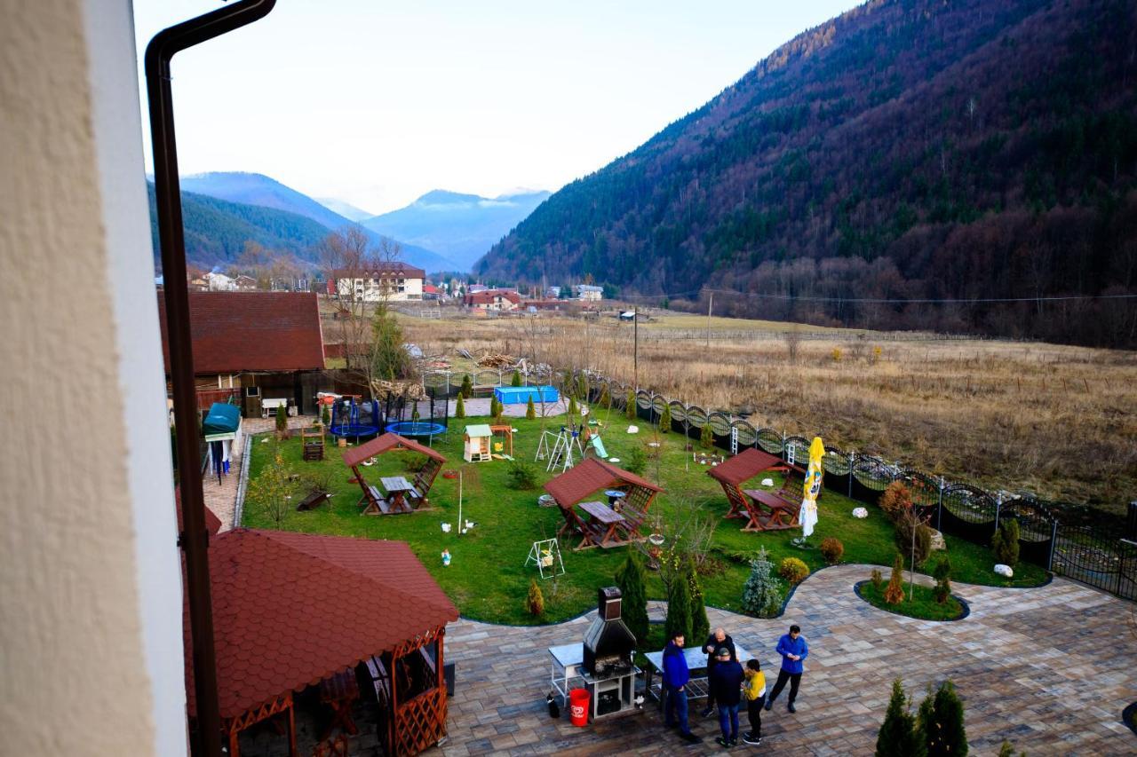 Pensiunea Grande Lepşa Exteriör bild