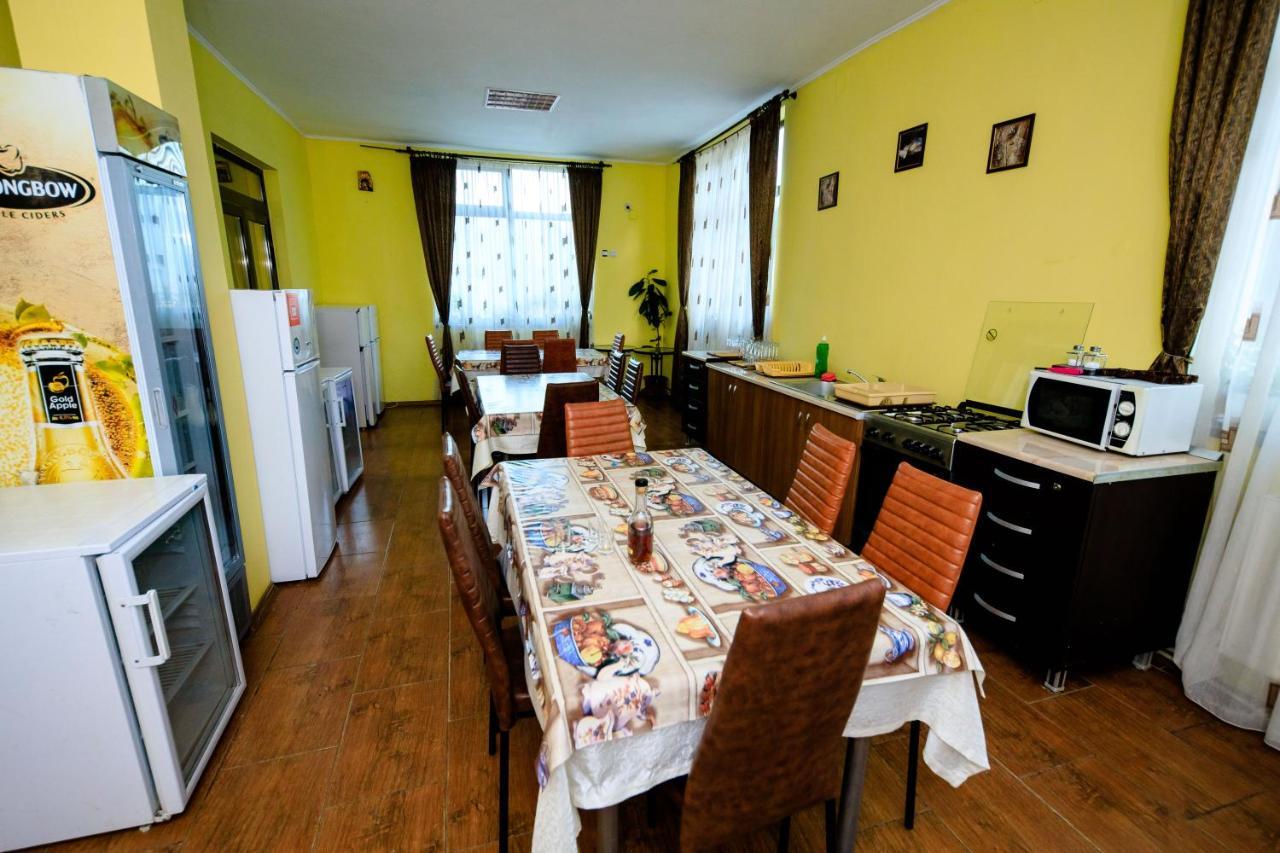 Pensiunea Grande Lepşa Exteriör bild