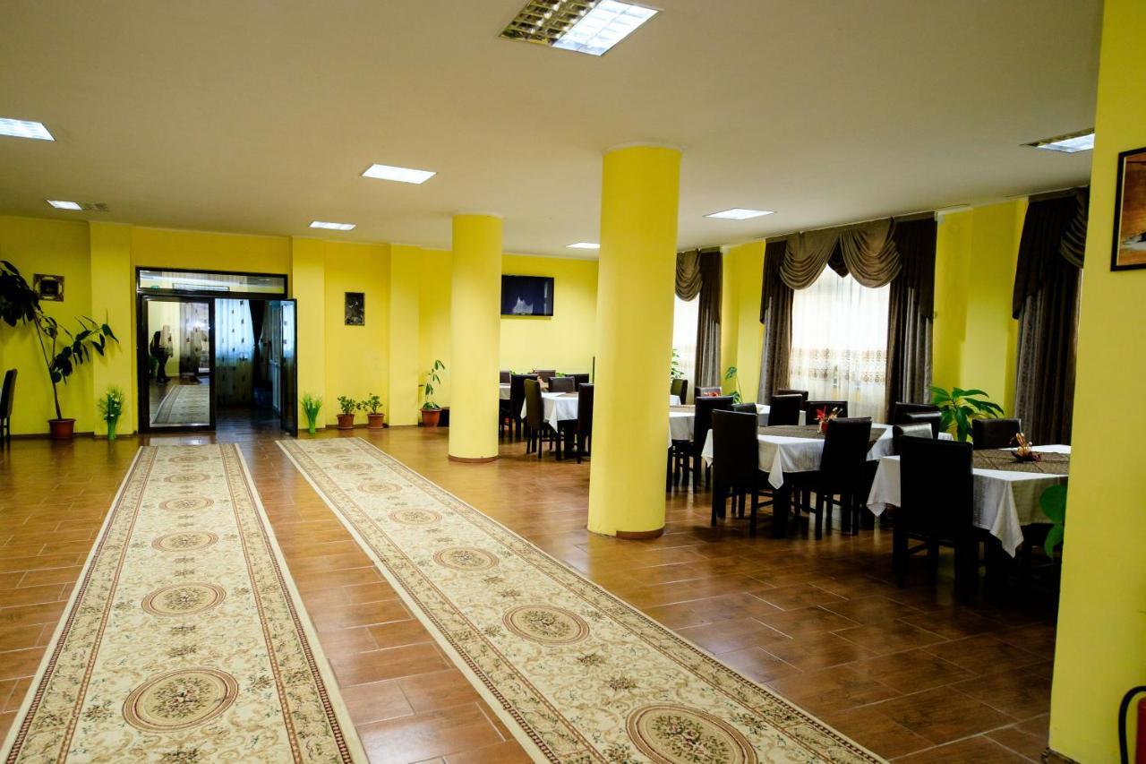 Pensiunea Grande Lepşa Exteriör bild
